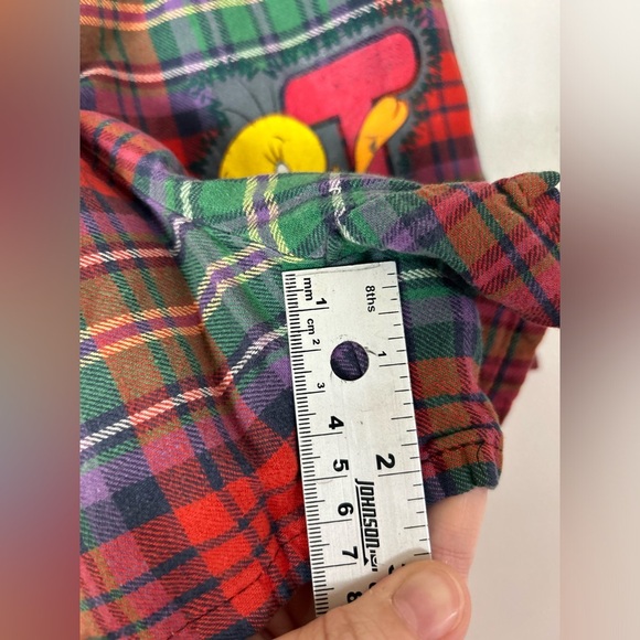 Vintage 1996 Warner Bros Tweety Shorts - Picture 5 of 7